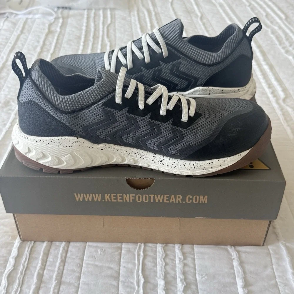 KEEN Arvada Shift Steel Toe Men's 10EE Wide Safety Utility Work Wear Grey